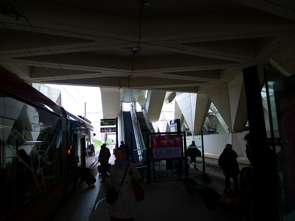 calatrava_lyon_airport__(1)_js